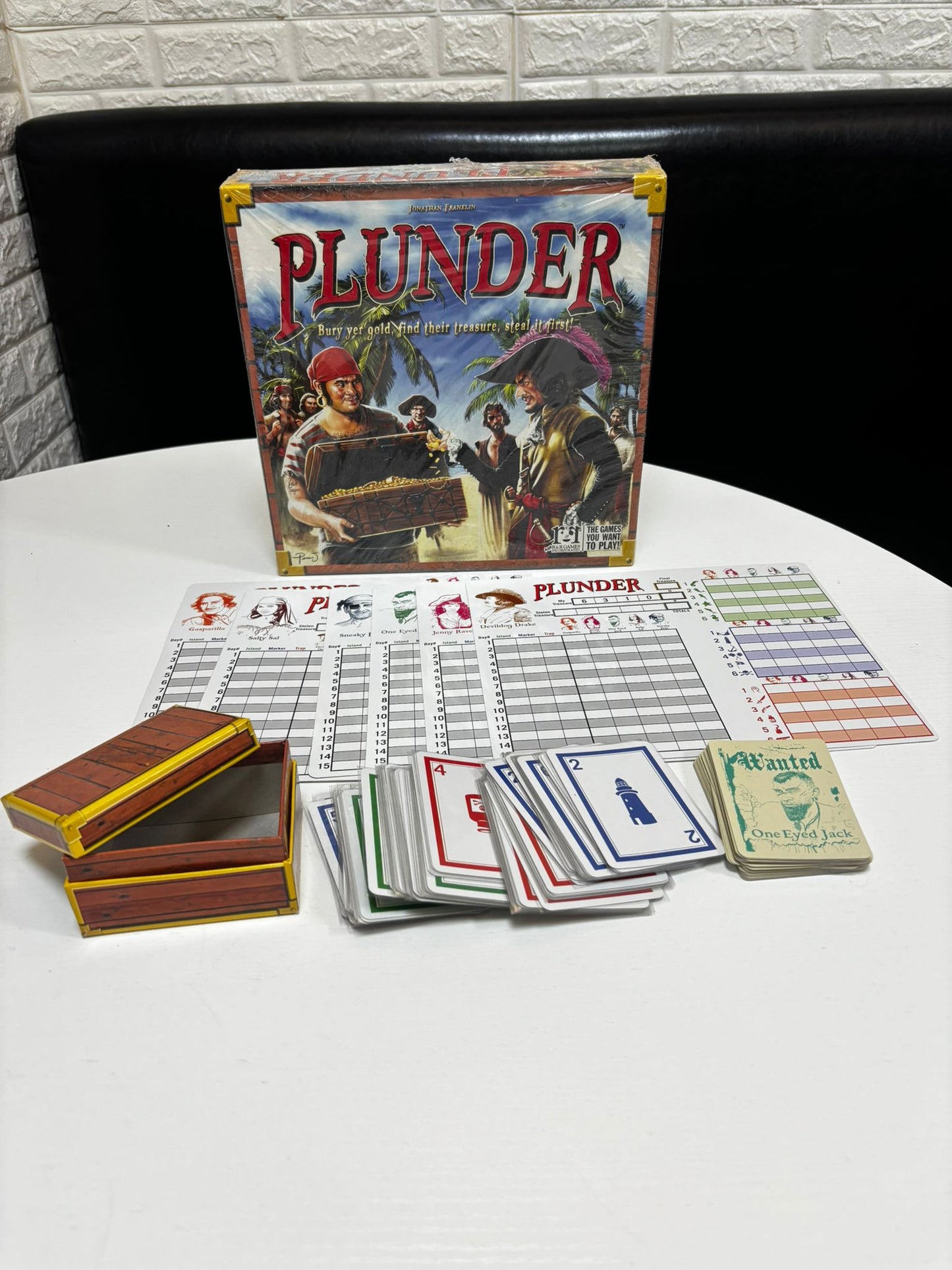 【二手】Plunder